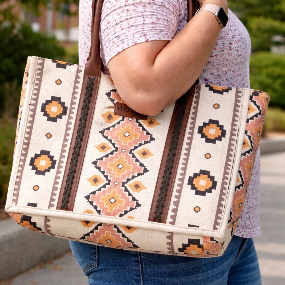 Wrangler Southwestern Aztec Print Tote Bag Cream Brown Faux Leather